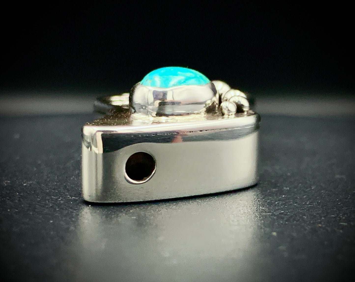 STEPS OF THE SEEKER PENDANT