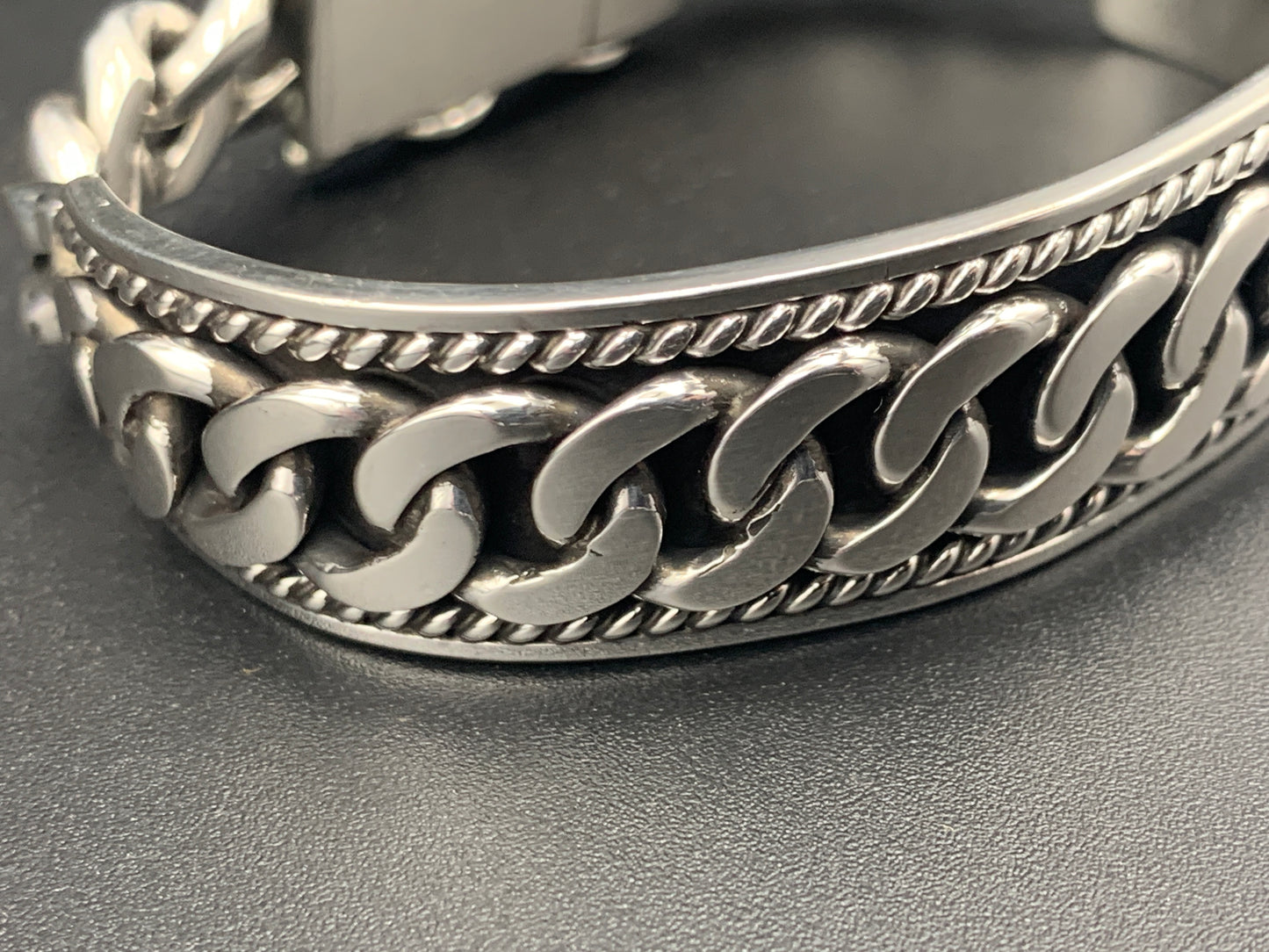 SPIRIT GANGSTER HYBRID CUFF/CHAIN BRACELET - SIZE 8.5 INCH