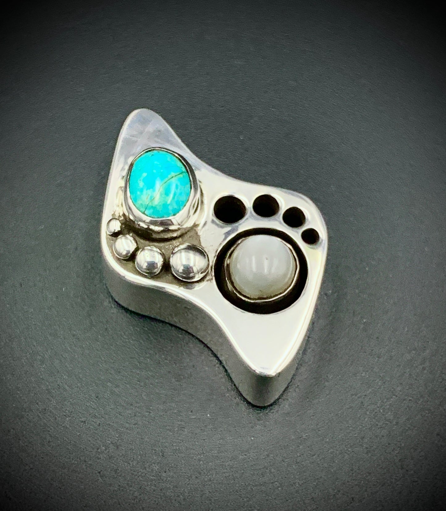 STEPS OF THE SEEKER PENDANT