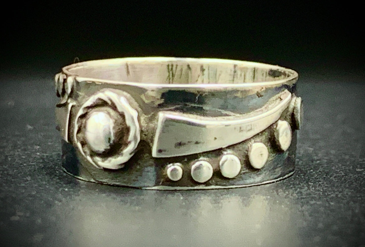 SILVER EYE RING - SIZE 8