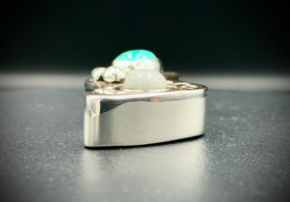 STEPS OF THE SEEKER PENDANT