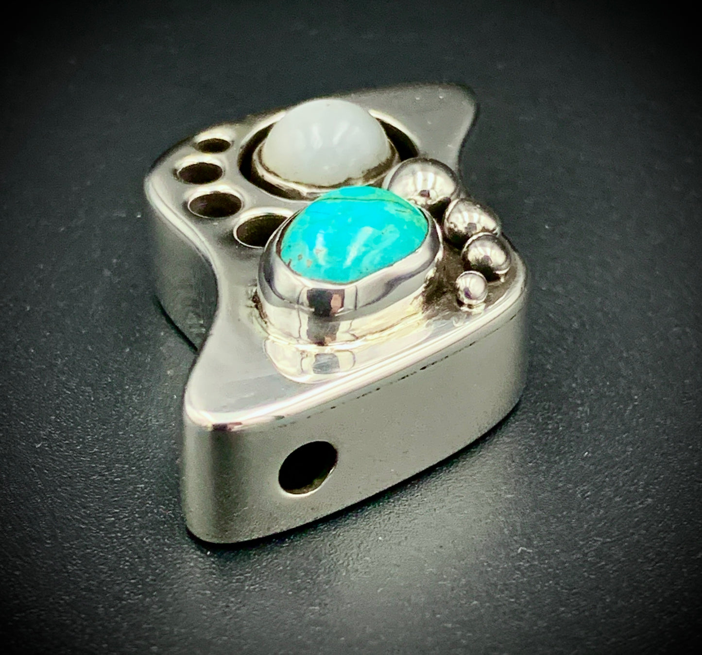 STEPS OF THE SEEKER PENDANT