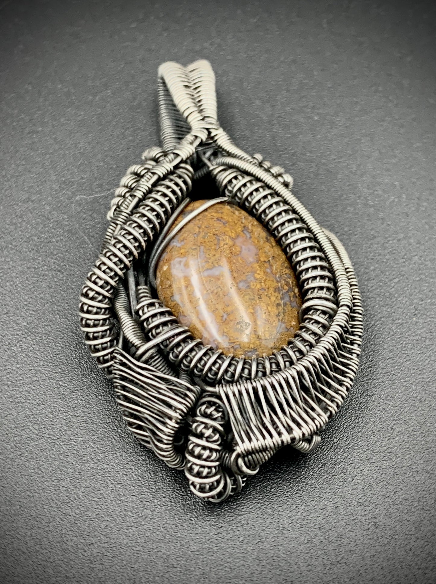 DESERT DREAMER WIRE WRAP PENDANT