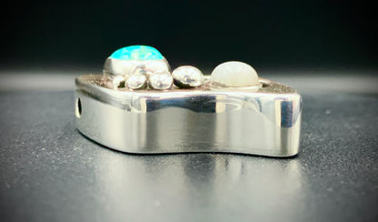 STEPS OF THE SEEKER PENDANT