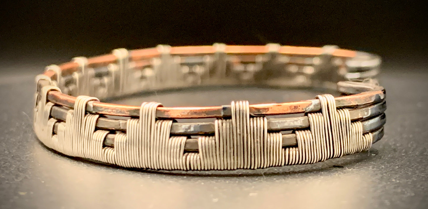 STEPS OF DESTINY WOVEN BRACELET