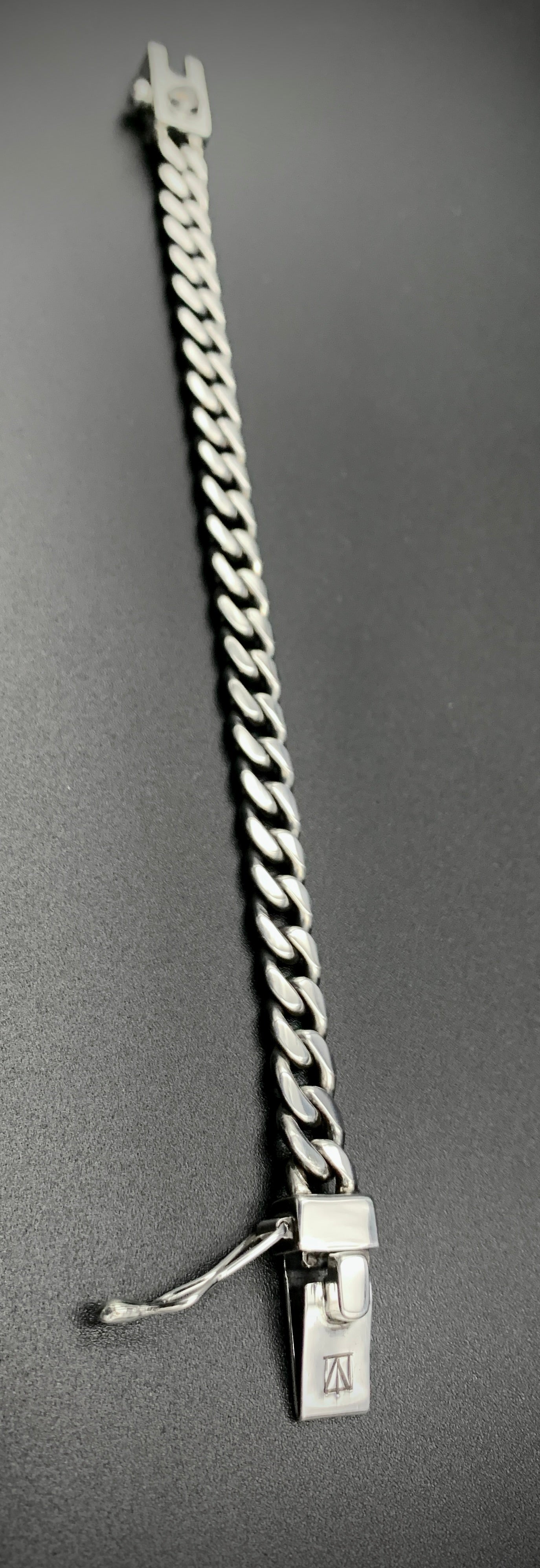 MOONCHILD CUBAN LINK BRACELET 8MM - SIZE 8 INCH