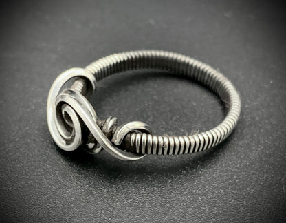 SPIRAL EYE WIRE WRAP RING - SIZE 9.5