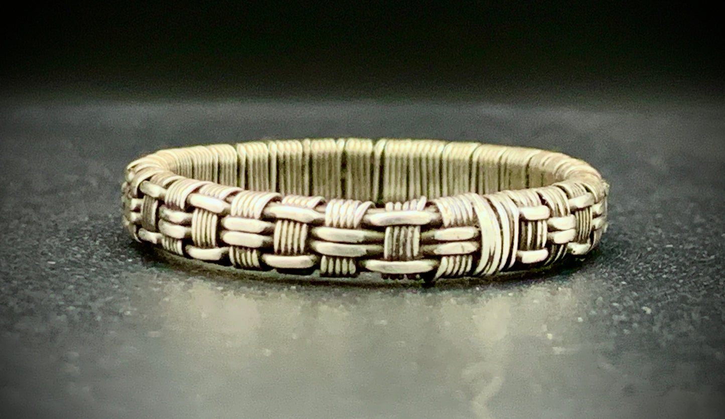 WOVEN BAND RING - SIZE 12