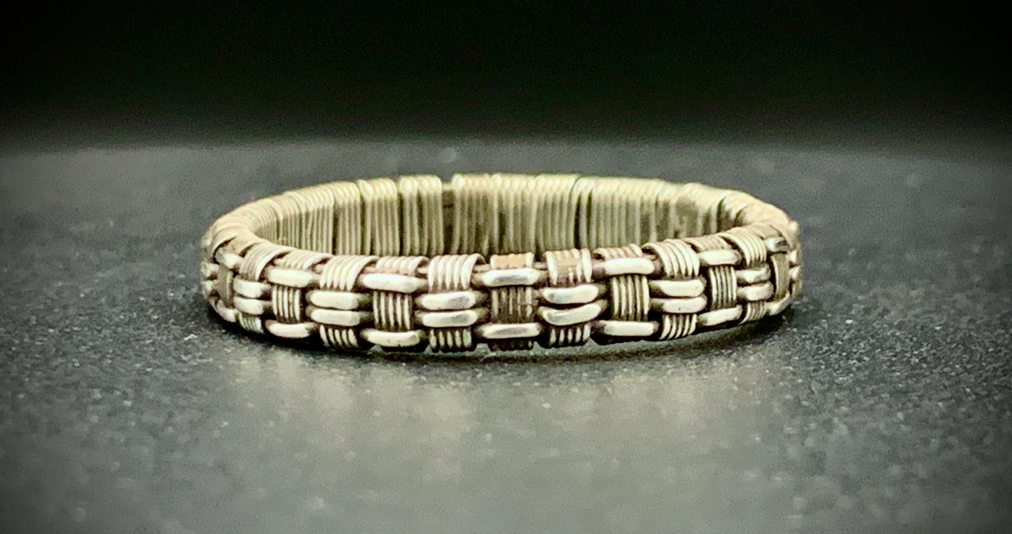 WOVEN BAND RING - SIZE 12