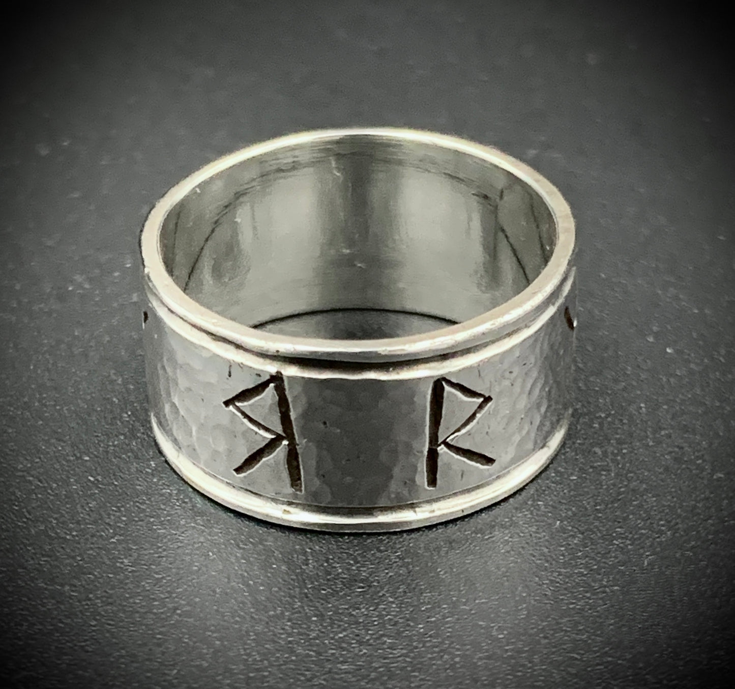 HAMMERED VIKING RUNE RING - SIZE 9.5