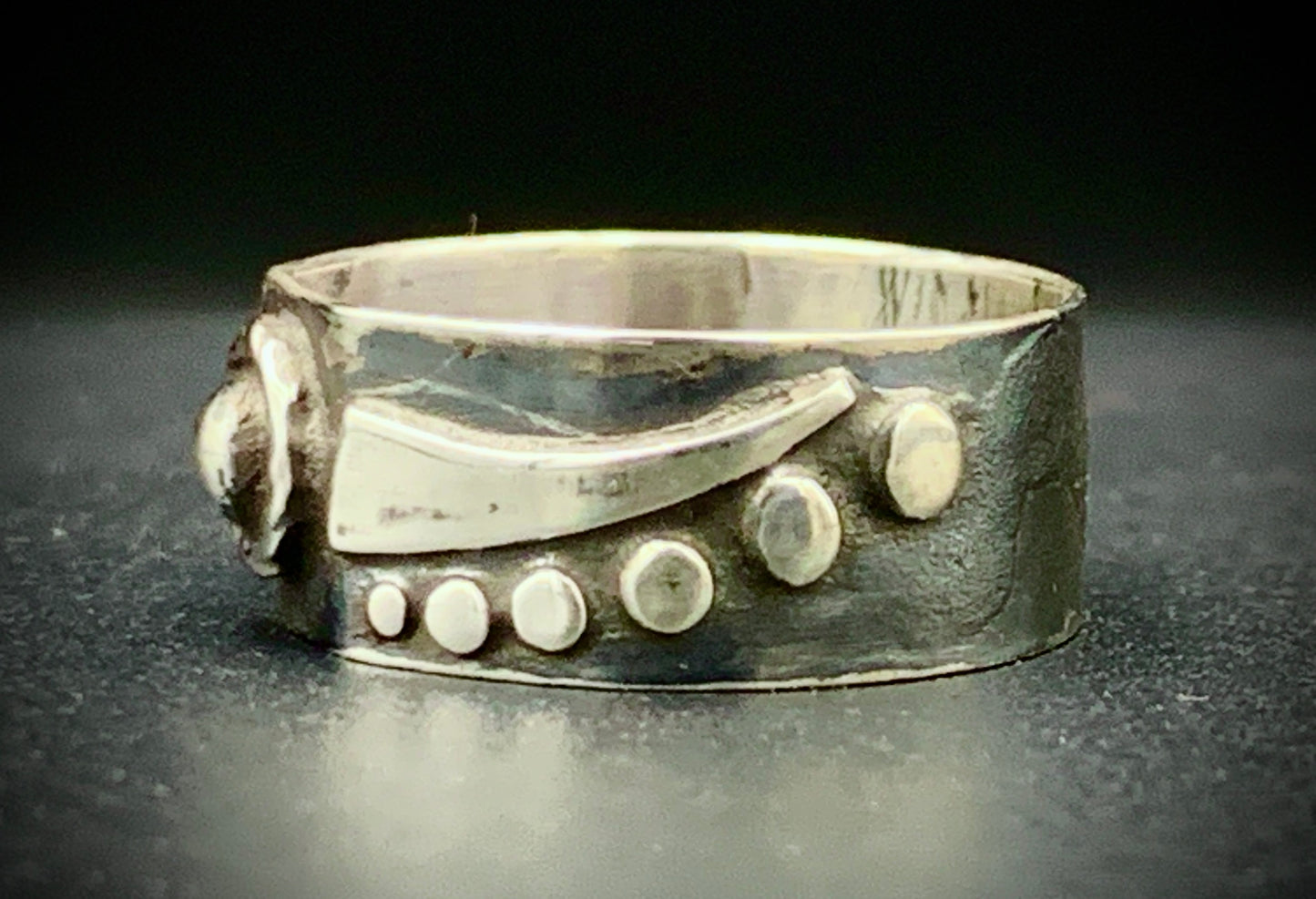 SILVER EYE RING - SIZE 8