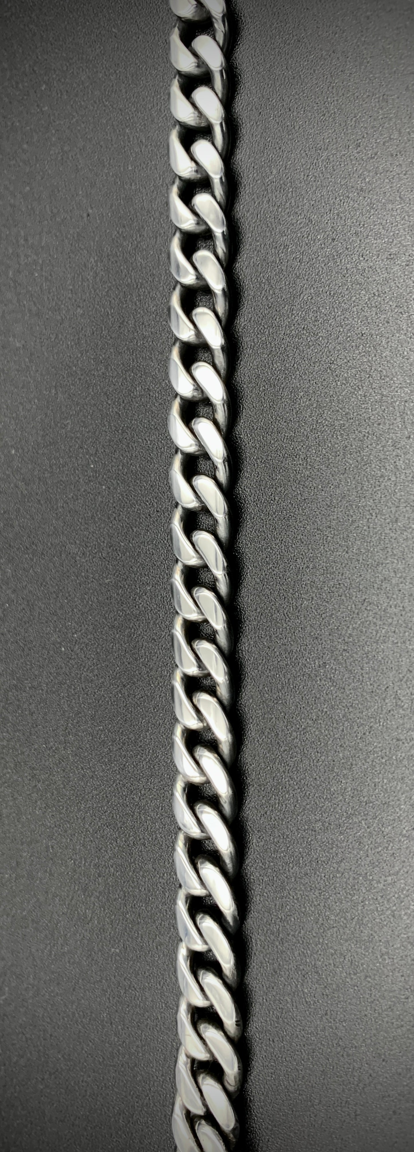 MOONCHILD CUBAN LINK BRACELET 8MM - SIZE 8 INCH