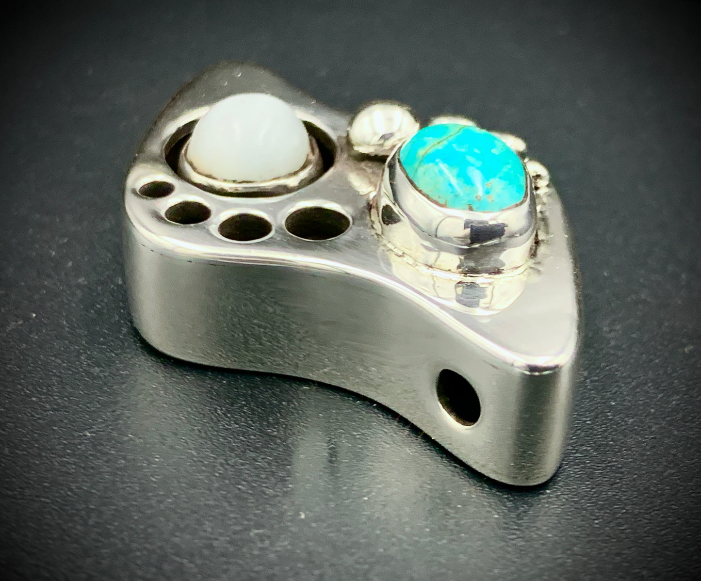 STEPS OF THE SEEKER PENDANT