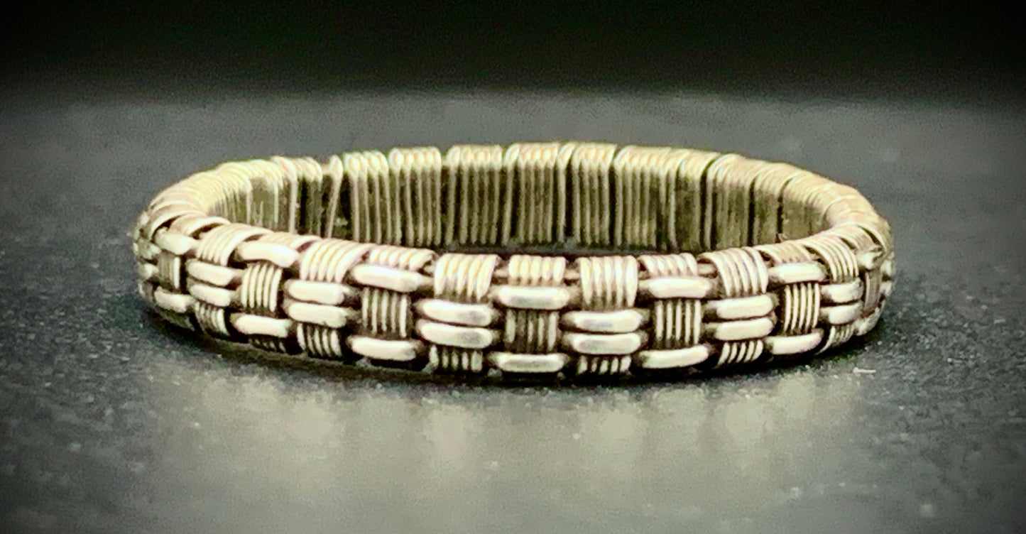 WOVEN BAND RING - SIZE 12