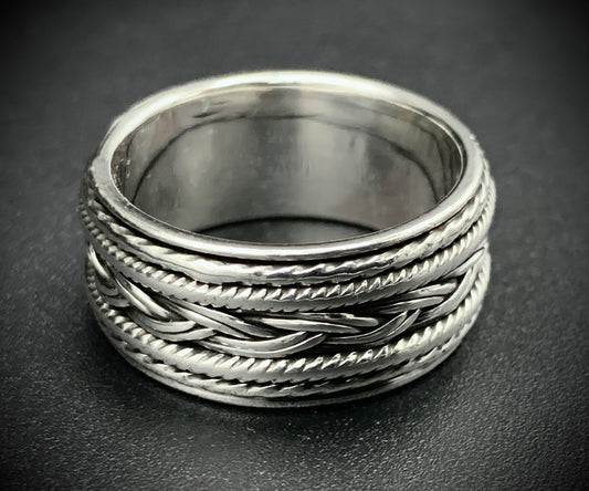 WOVEN PATHS RING - SIZE 11