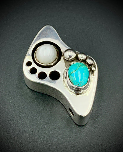 STEPS OF THE SEEKER PENDANT