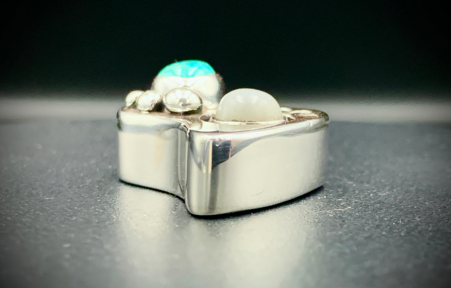 STEPS OF THE SEEKER PENDANT