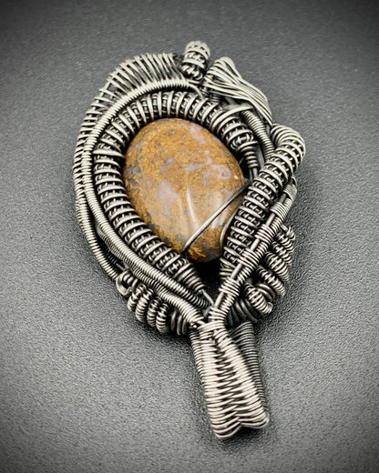DESERT DREAMER WIRE WRAP PENDANT