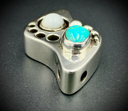 STEPS OF THE SEEKER PENDANT