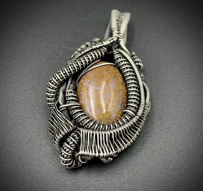 DESERT DREAMER WIRE WRAP PENDANT